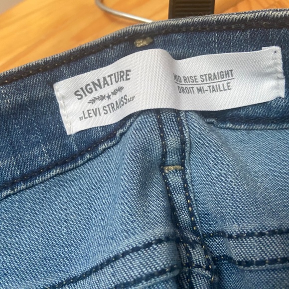 Original Levi’s Jean - Picture 3 of 4